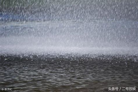 夢見下雨天|夢見下雨是什麼意思